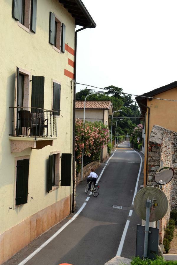Torri Centro Lägenhet Torri Del Benaco Exteriör bild